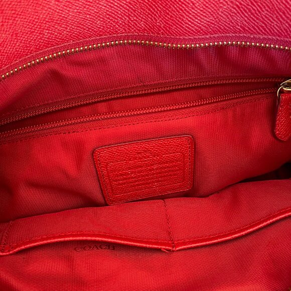 Authentic Coach Red Leather Bag Everyday Chic with Gold Hardware - Picture 10 of 12